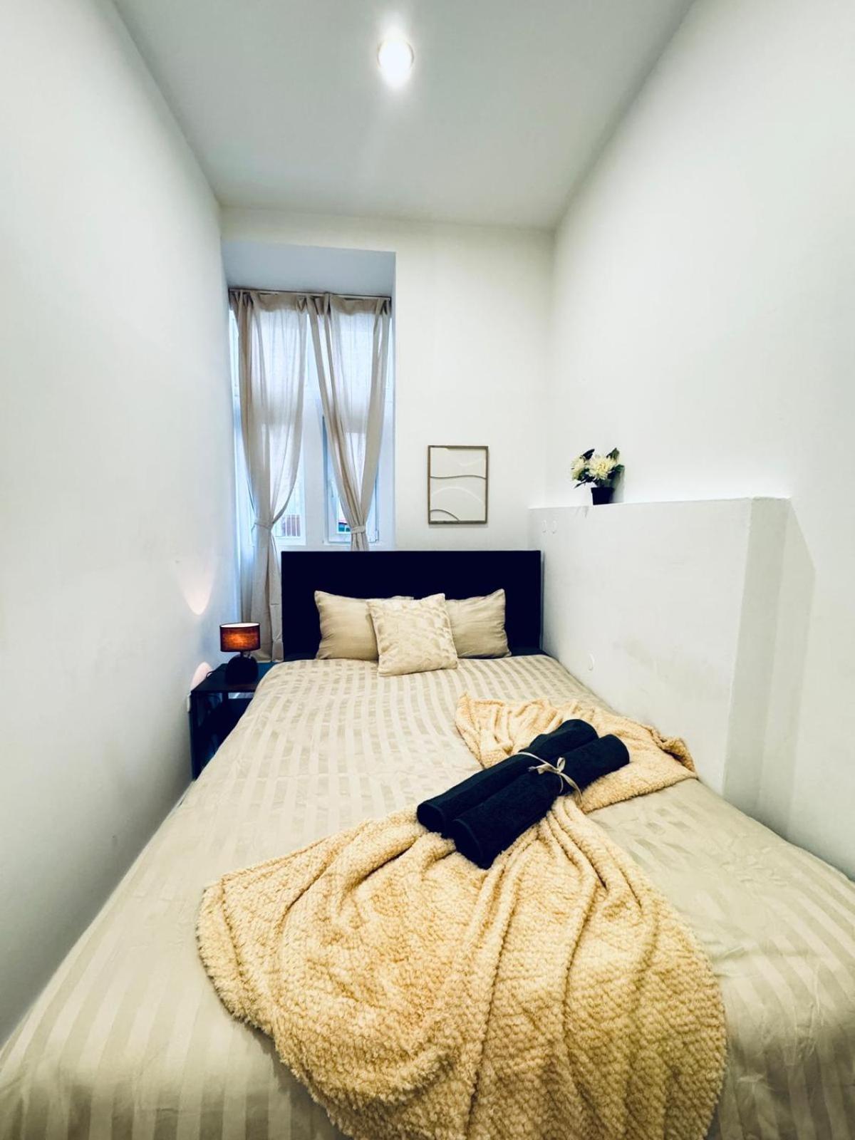 Elegant 5-br Shared Ideal For Groups & Families * Vienna