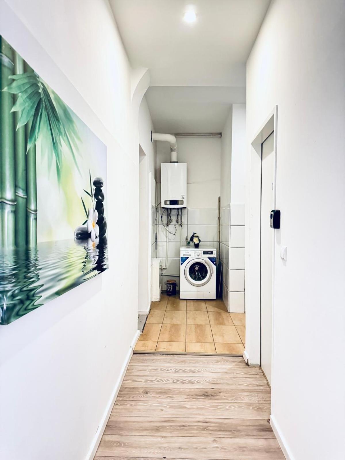 Elegant 5-br Shared Ideal For Groups & Families Vienna